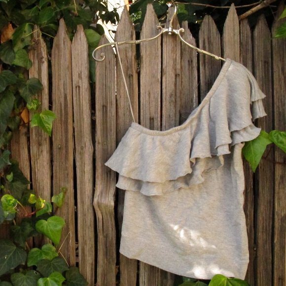 Chelsea28 Ruffle One-Shoulder Top - Picture 5 of 8